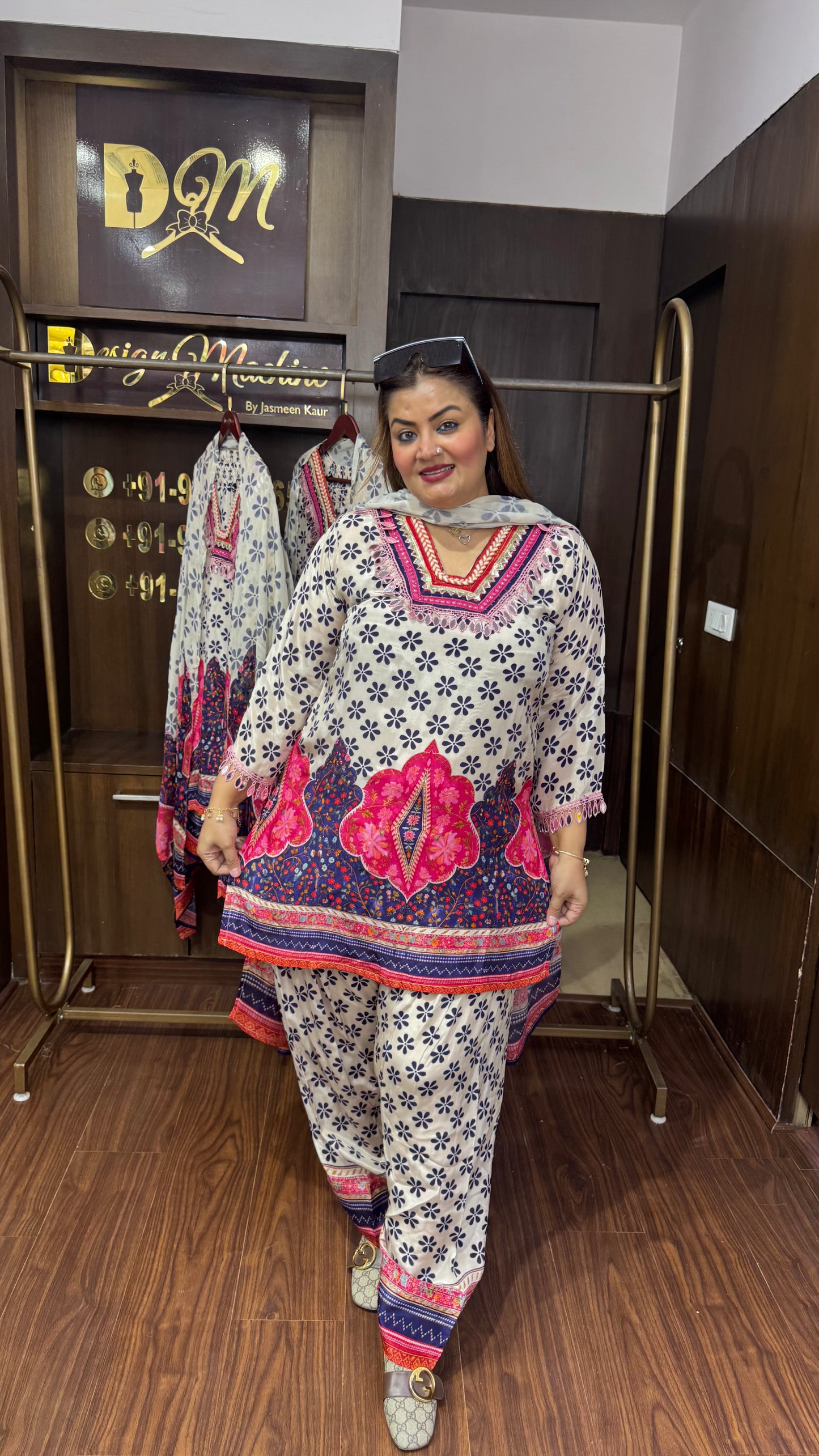 Elyviana (Pure Crepe Suit)