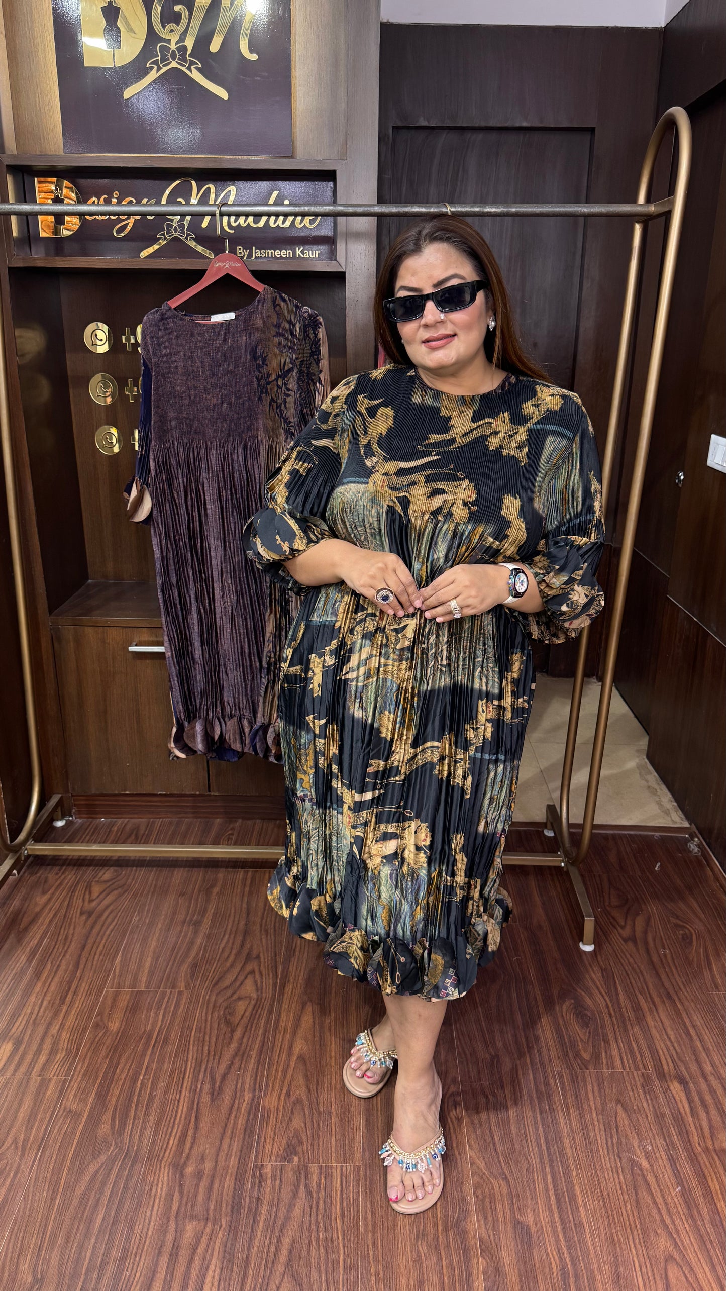 Liraya (Magic Dress)
