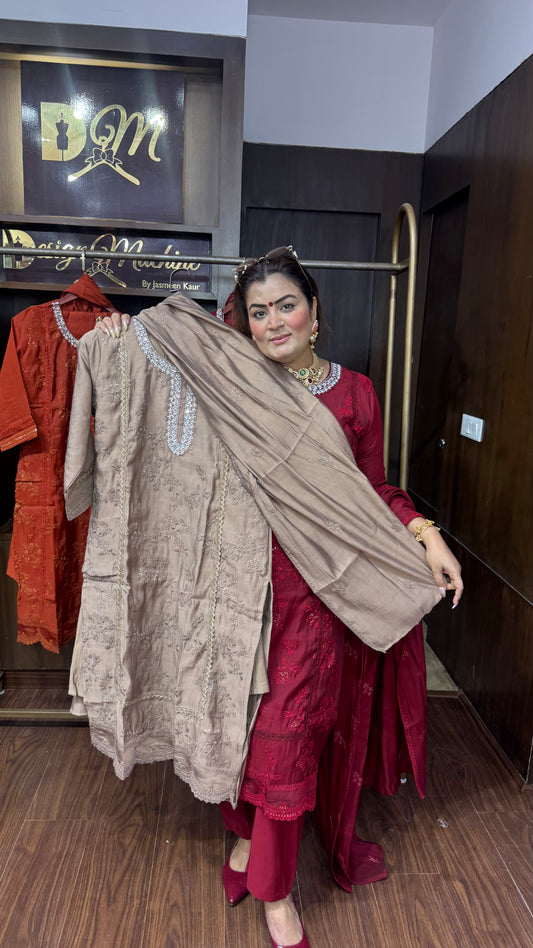 Isha (Mal Chanderi Suit)