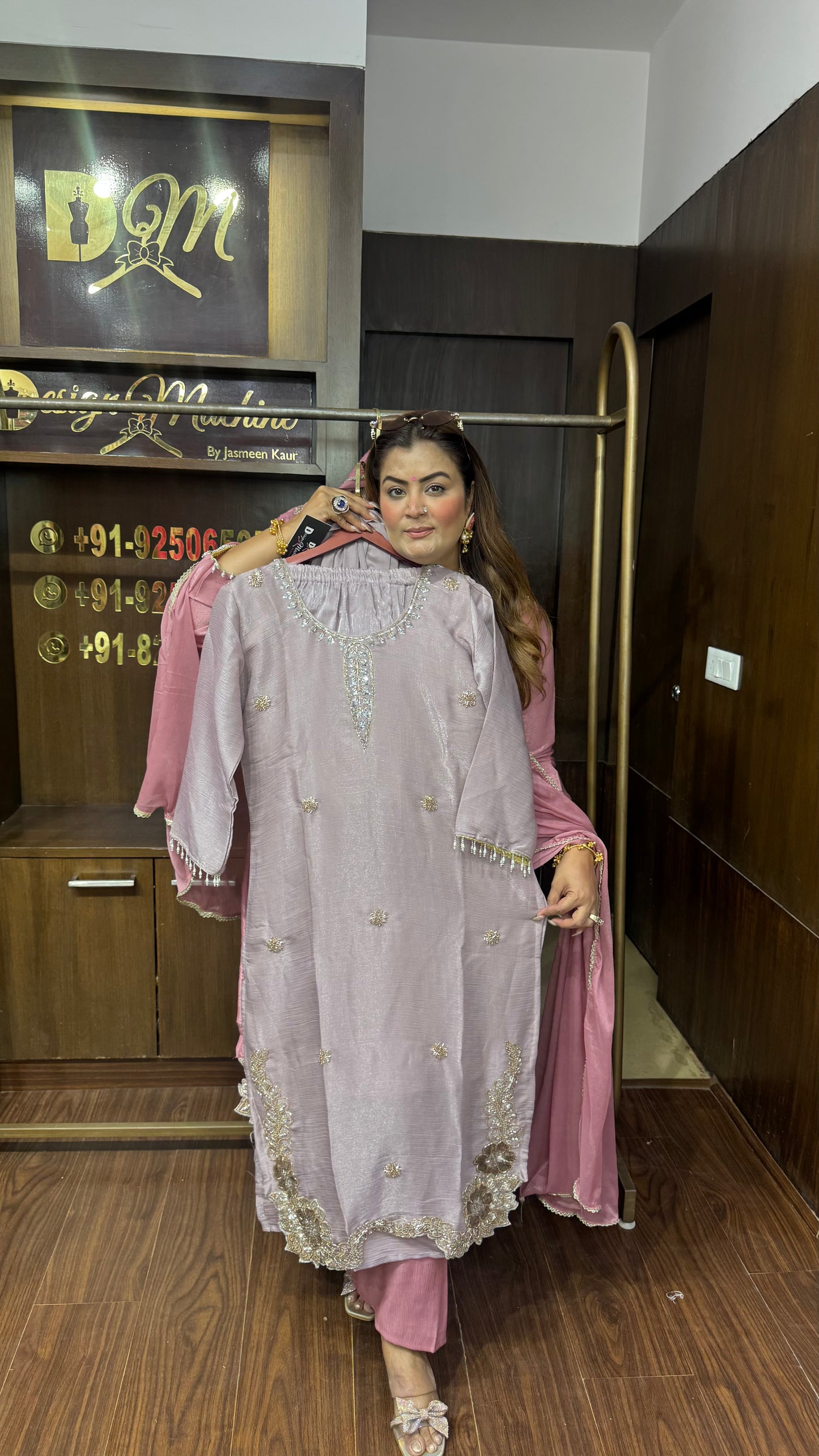 Hridya (Glass Tissue Suit)