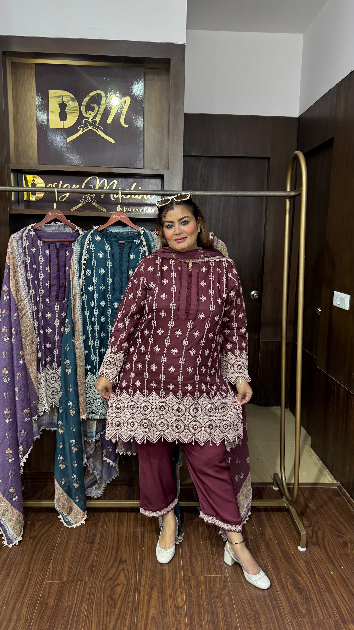 Naveris (Cotton Suit)