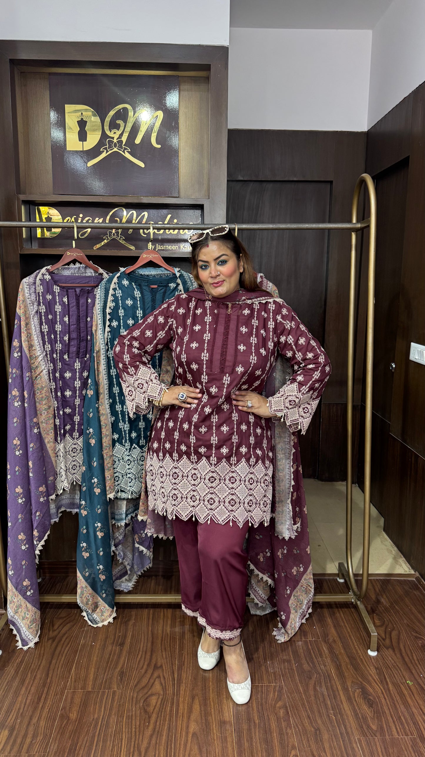 Naveris (Cotton Suit)