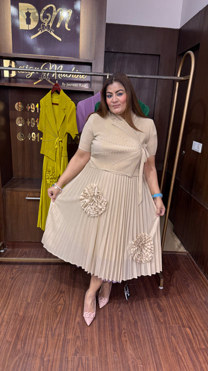 Ayeza (Magic Dress)