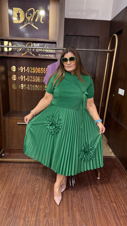 Ayeza (Magic Dress)