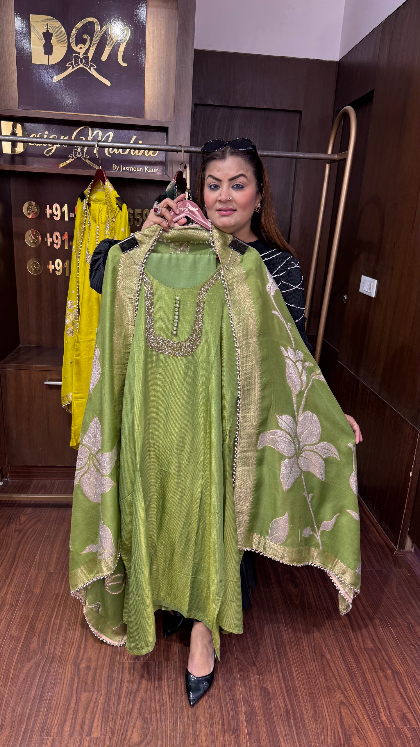 Virezaa (Pure Glass Tissue Unstitch Suit)