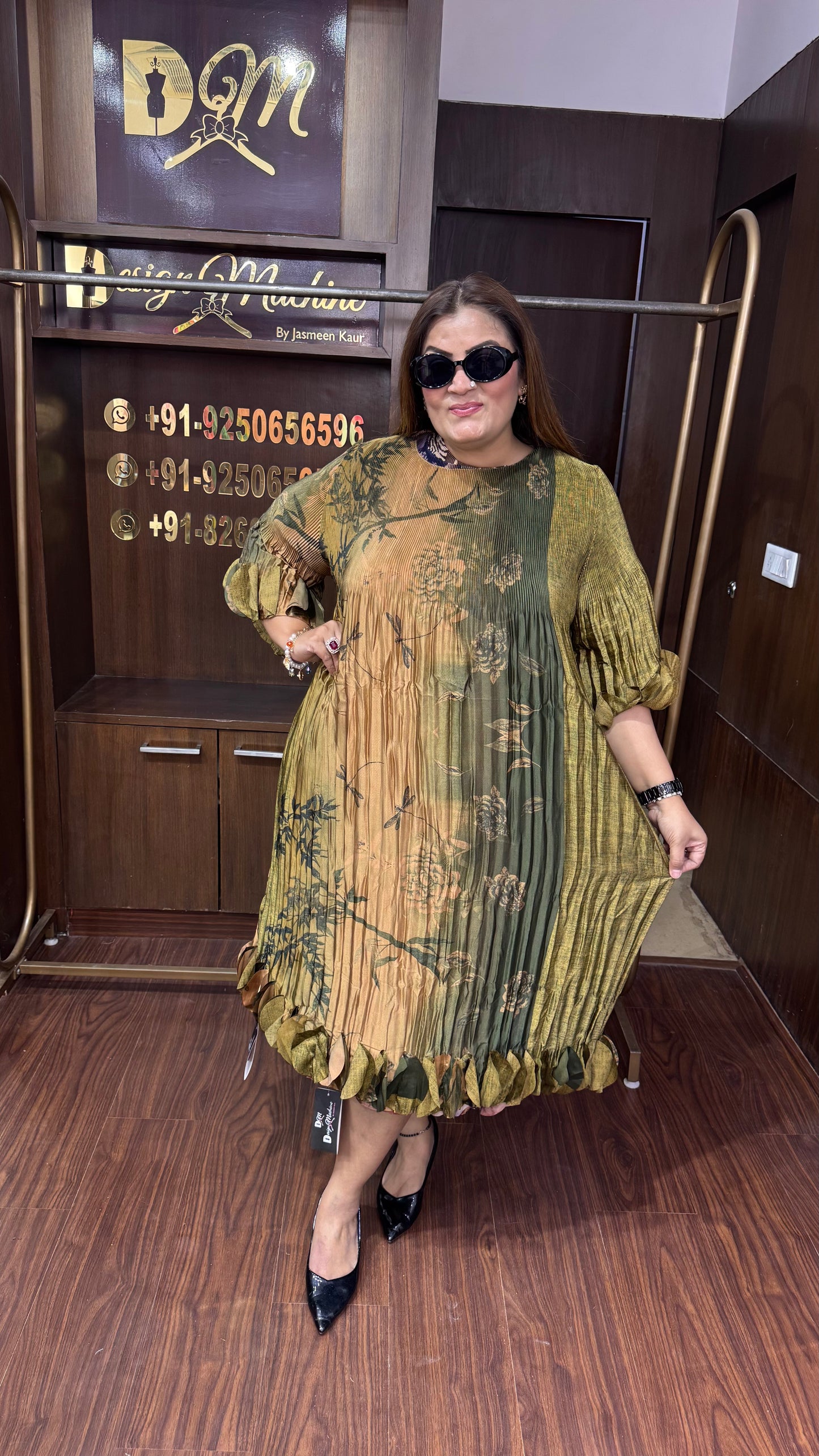 Anayka (Magic Dress)