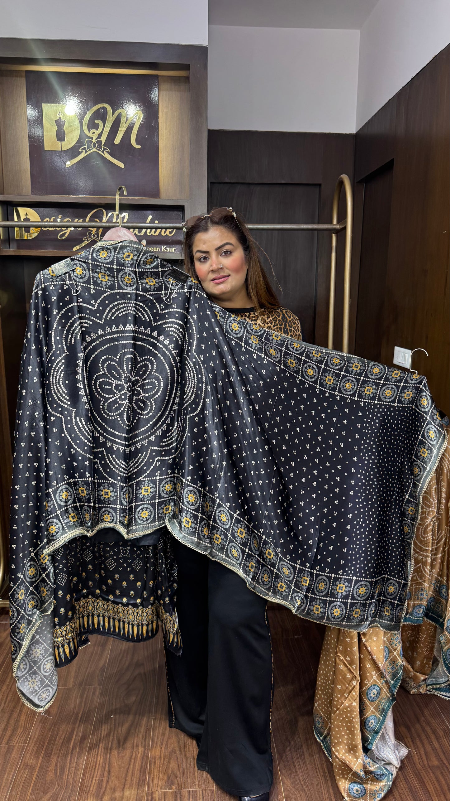 Shreya (Gajji Silk Unstitch Suit)