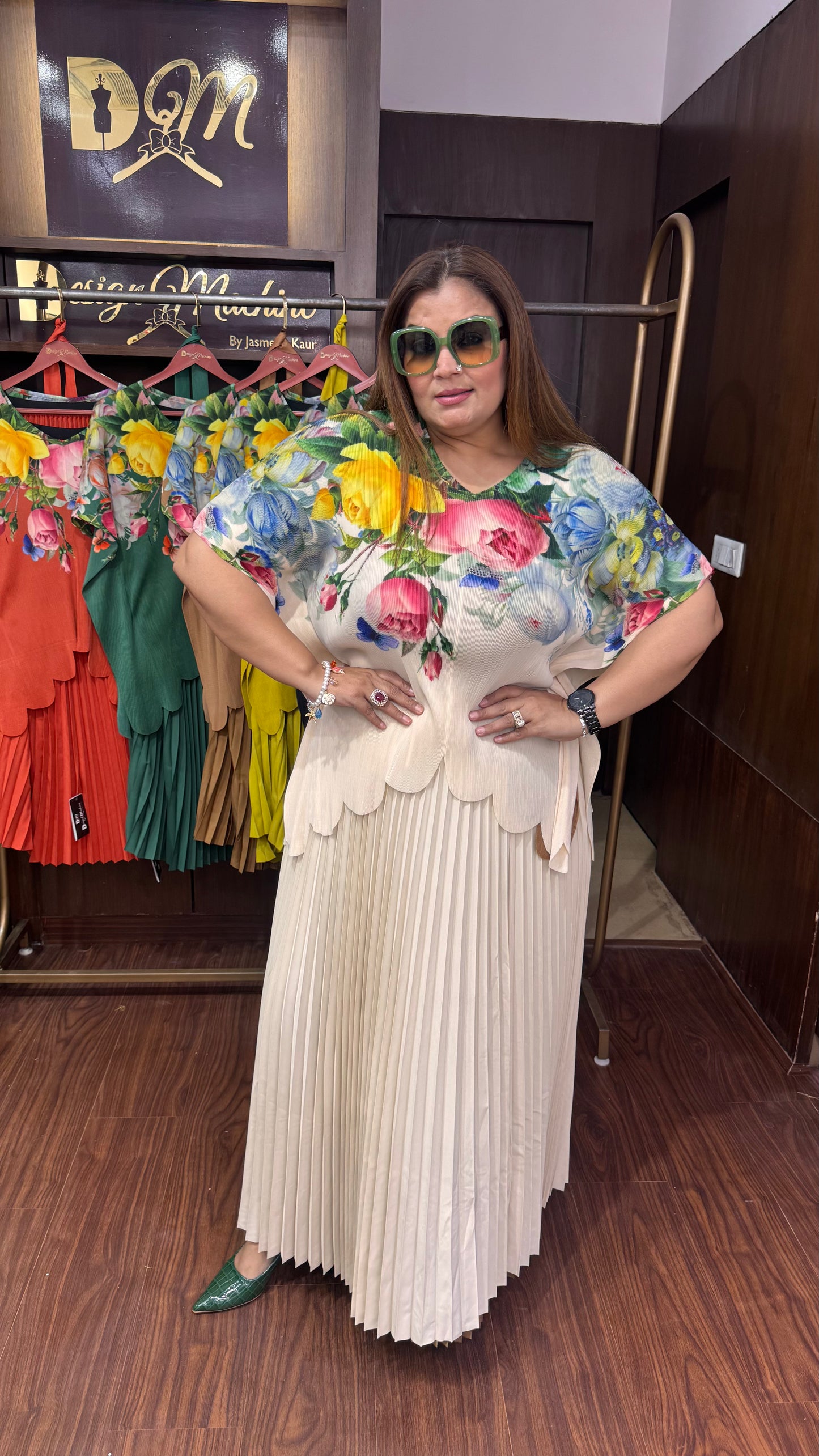 Aayeza (Magic Dress)