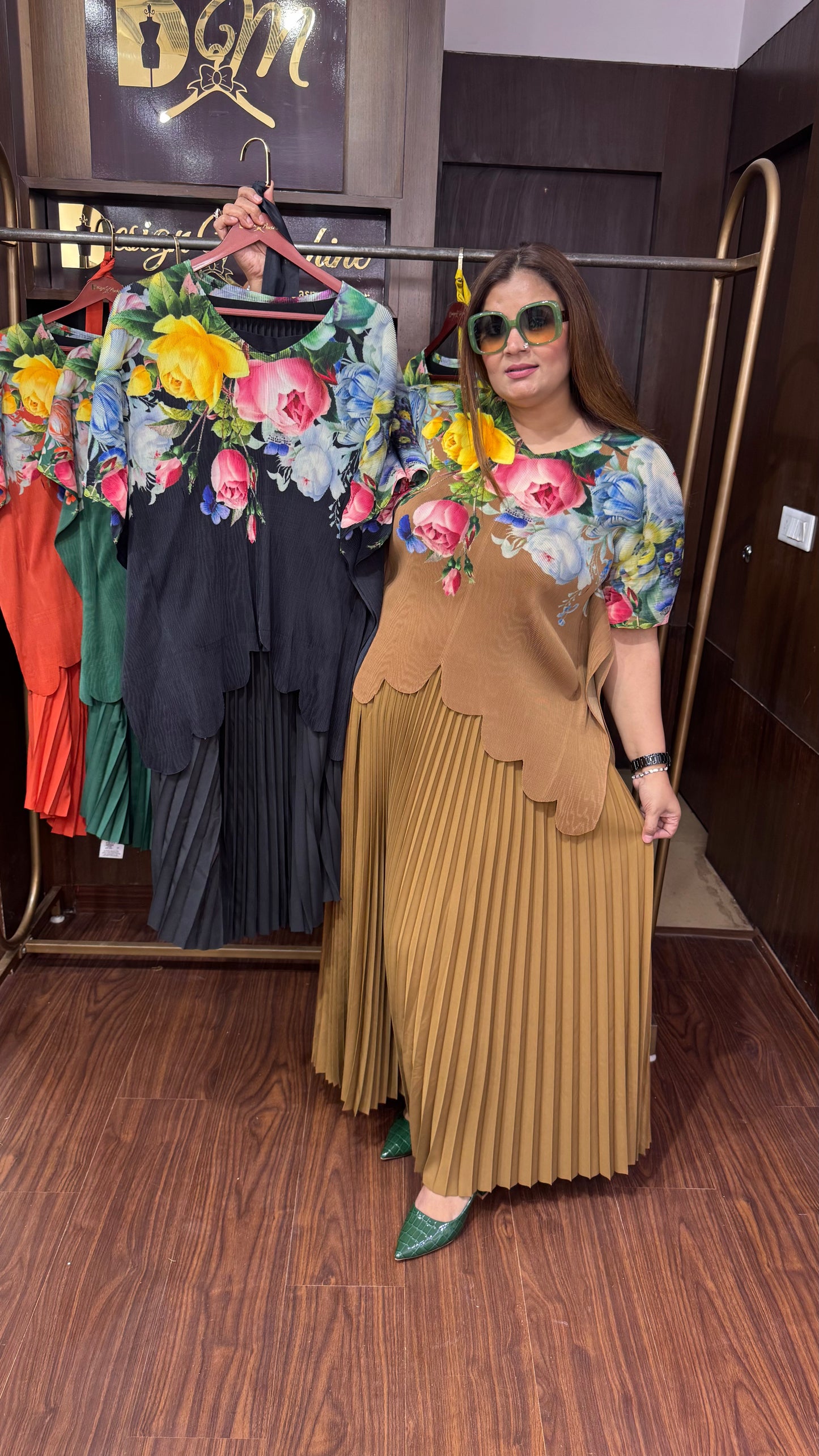 Aayeza (Magic Dress)