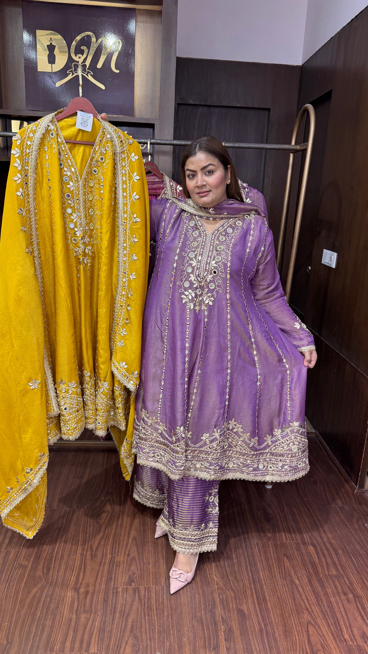 Velnira (Chinnon Crepe Anarkali)