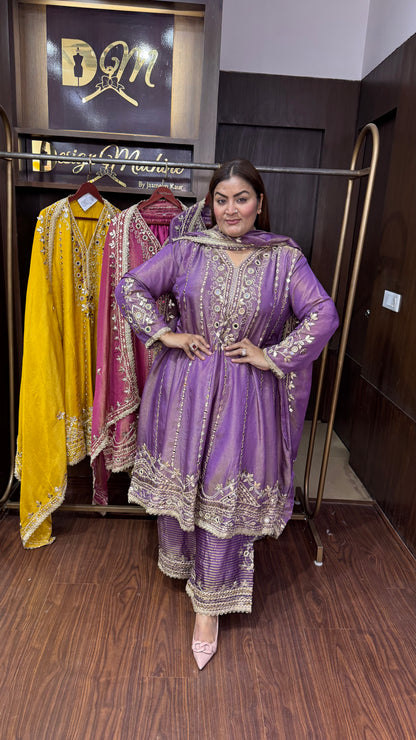 Velnira (Chinnon Crepe Anarkali)