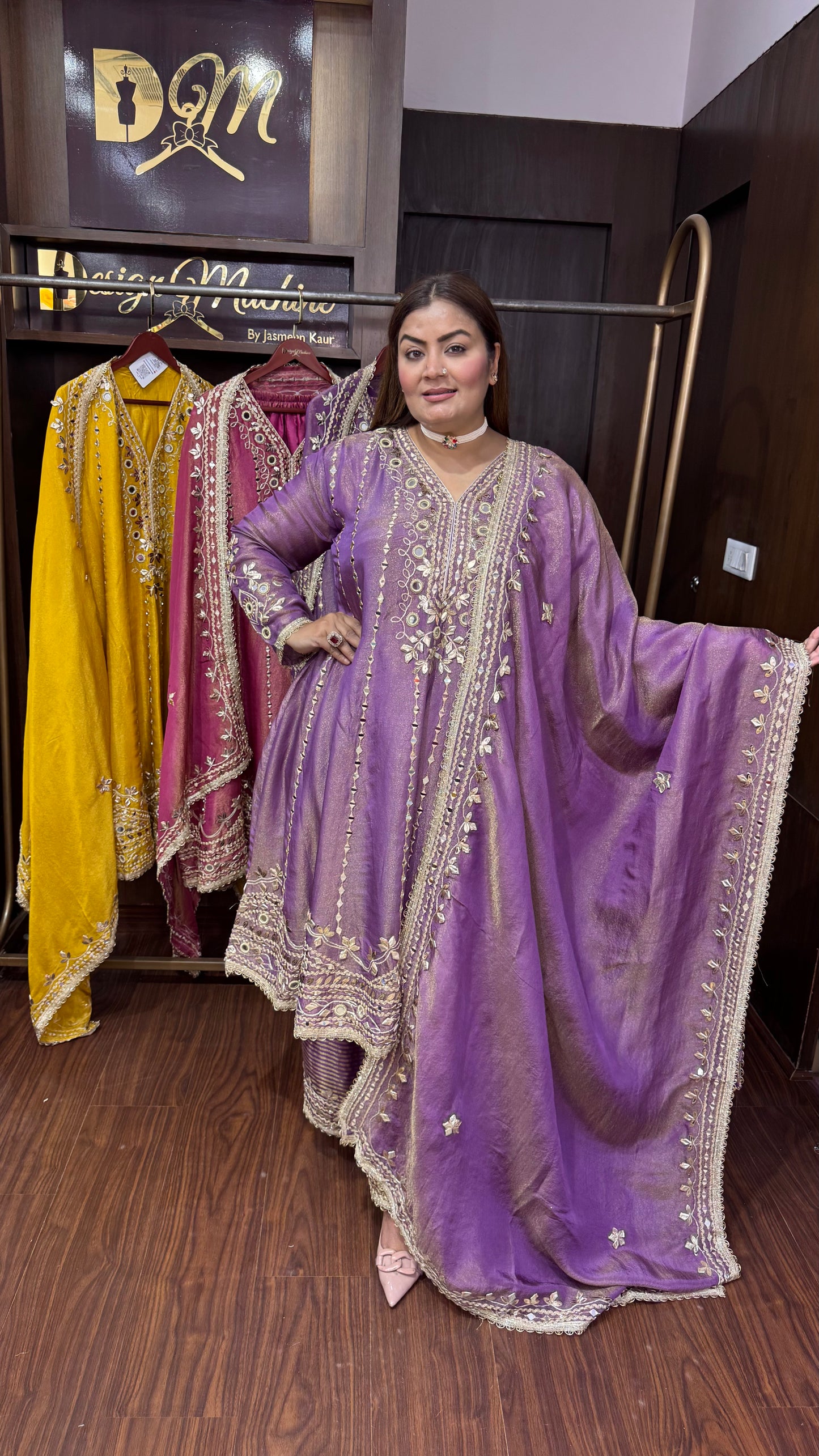 Velnira (Chinnon Crepe Anarkali)