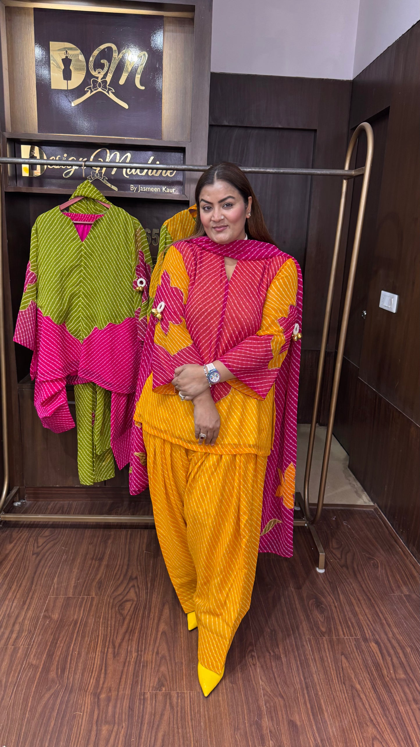 Varnelle (Georgette Suit)