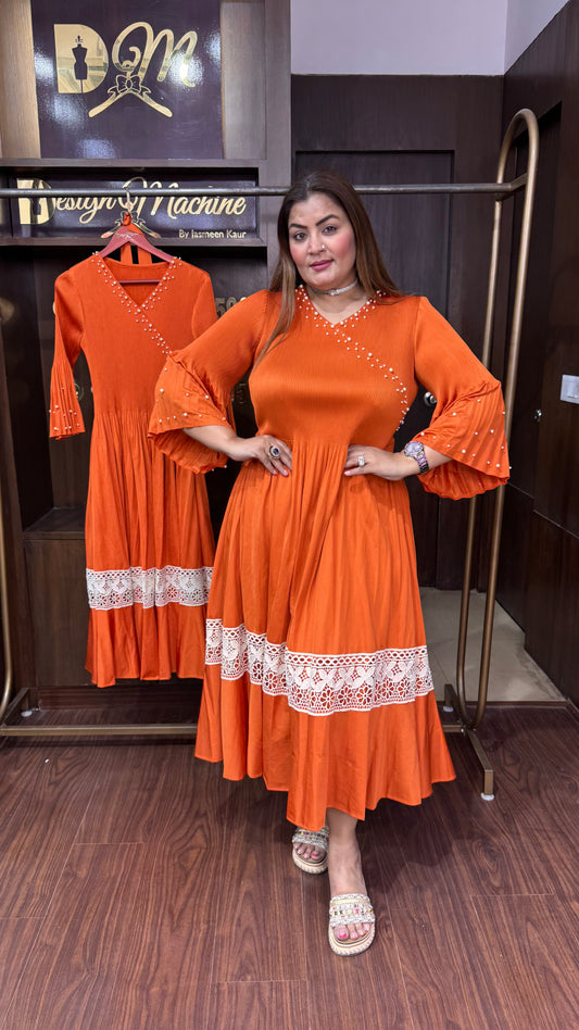 Elzira (Magic Dress)