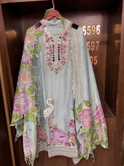 Zoreviah (Unstitch Suit)