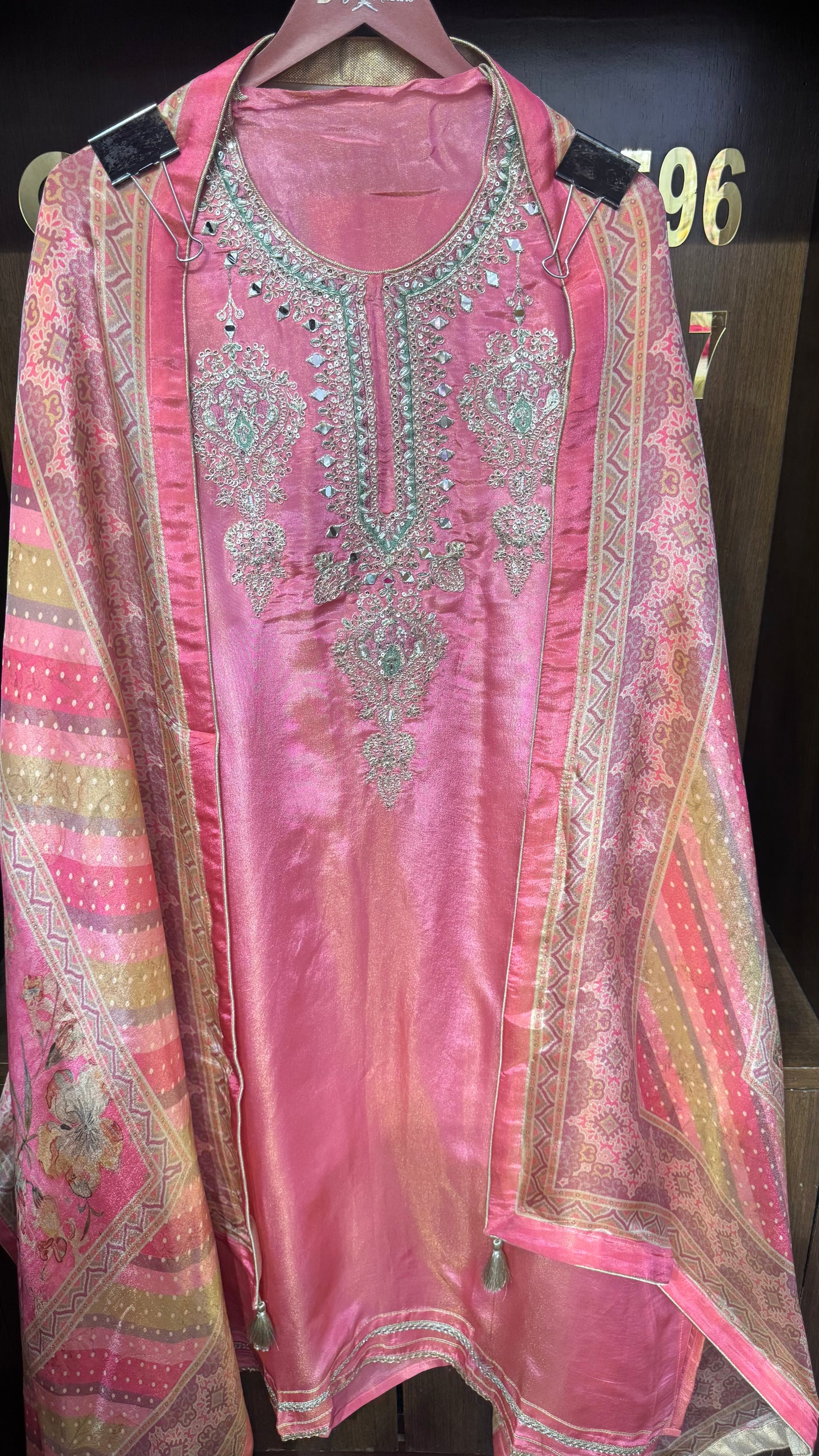 Isha Shimmer Tissue (Unstitch Suit)