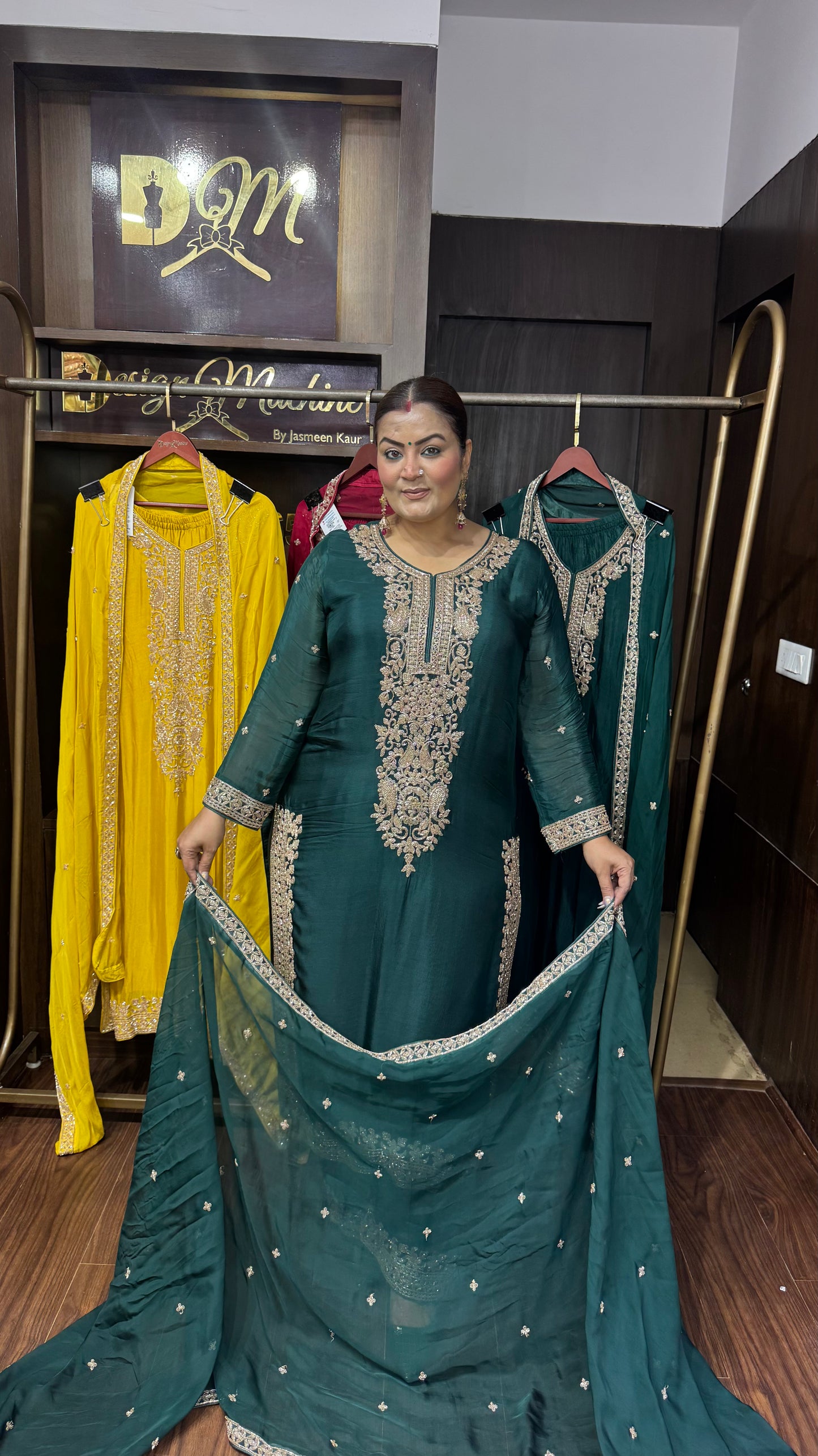 Rida Pure Chinnon Fabric Suit