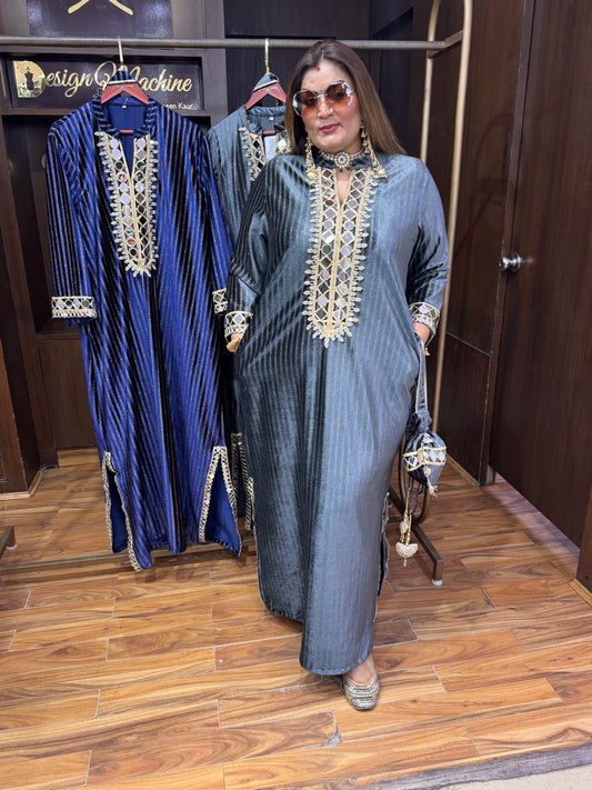 Plushra Velvet (Dress)