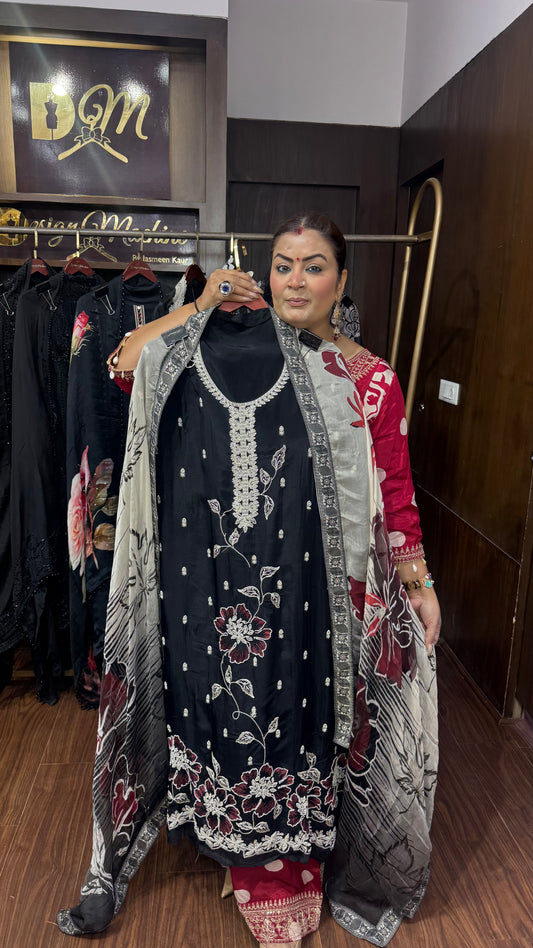 Ruhani Chikankari Unstitched Suit
