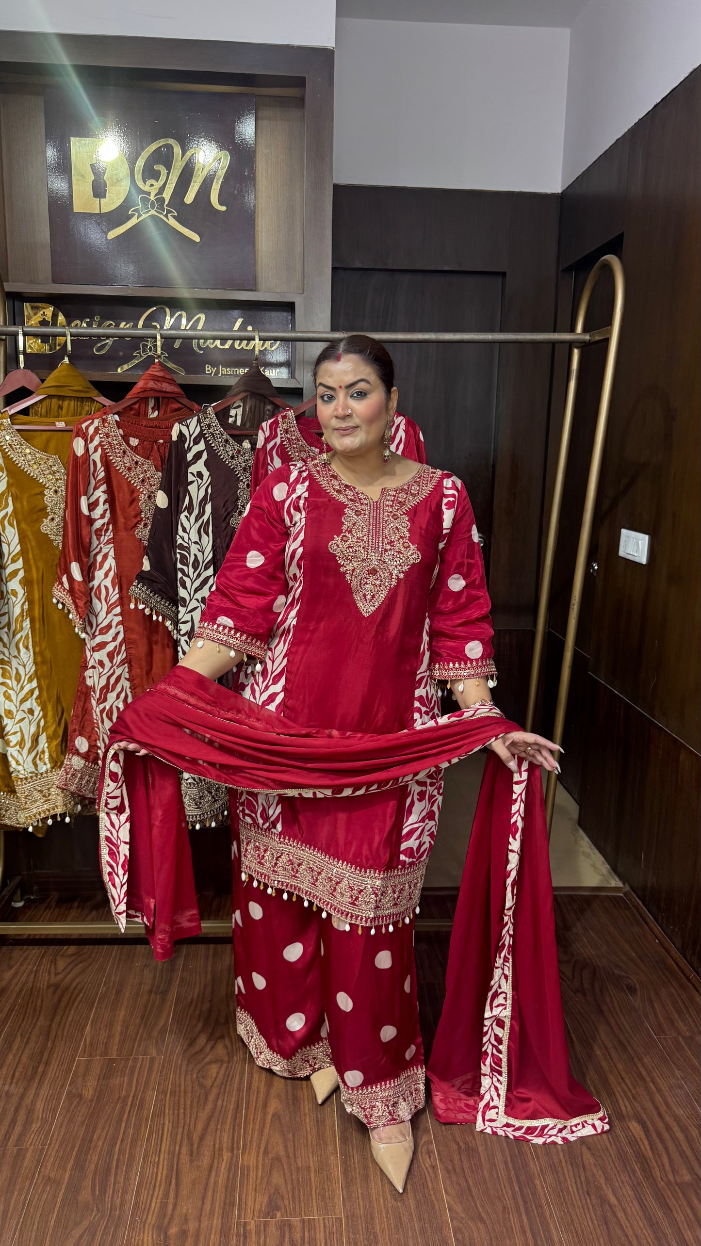 Rishika (Pure Crepe Suit)