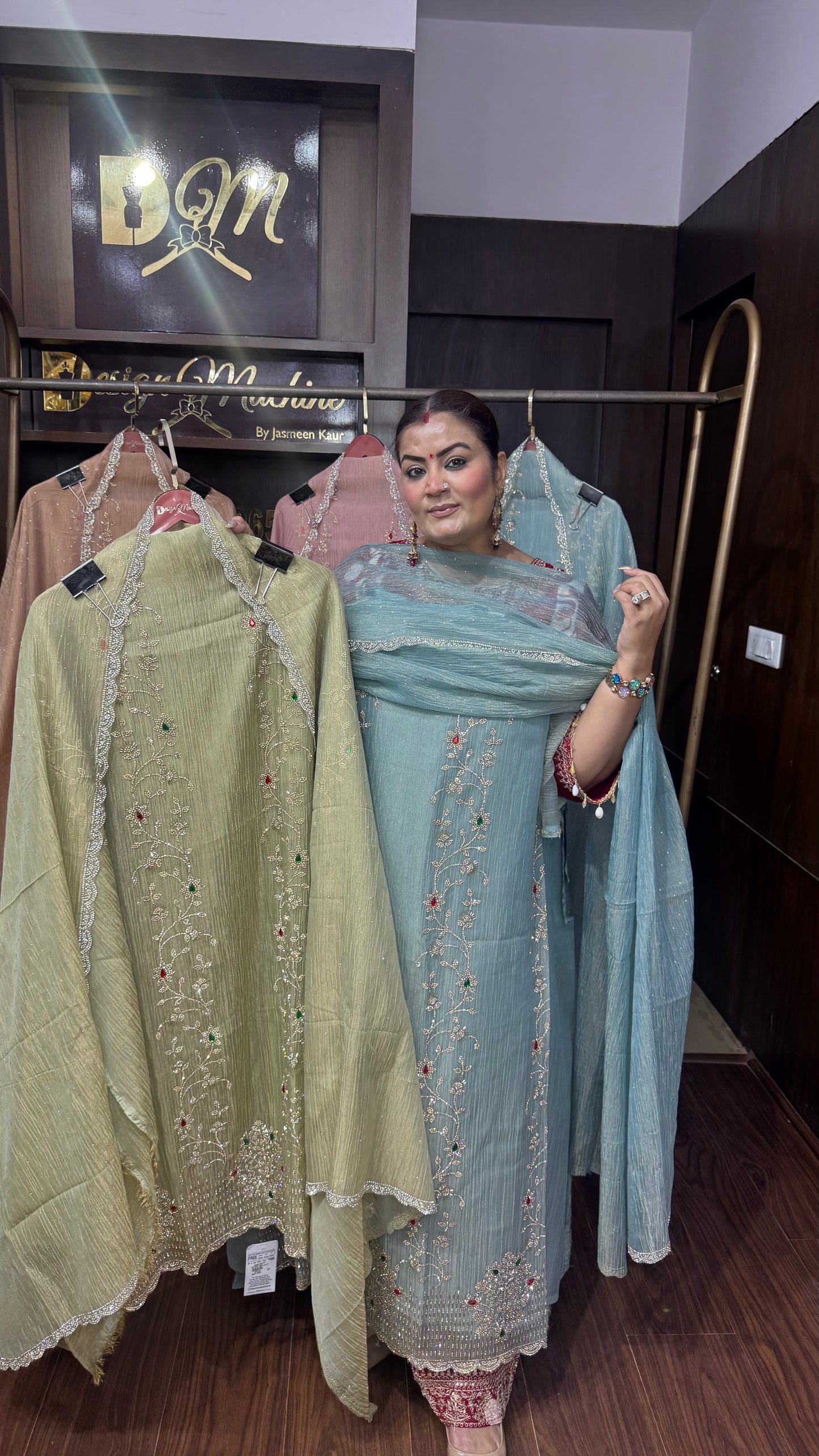 Kiran Glass Tissue (Unstitch Suit)
