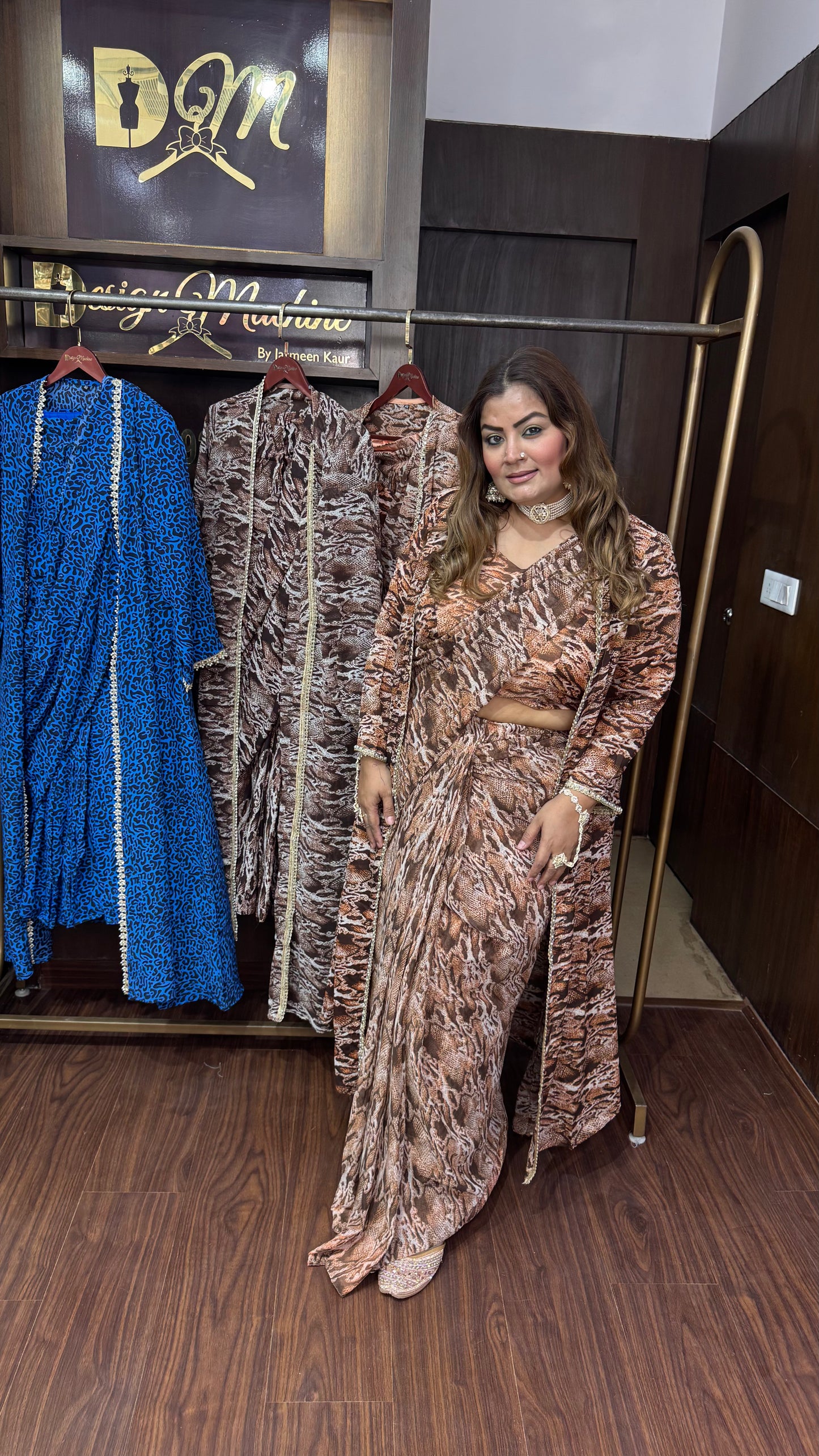 Avnira (Georgette Saree)