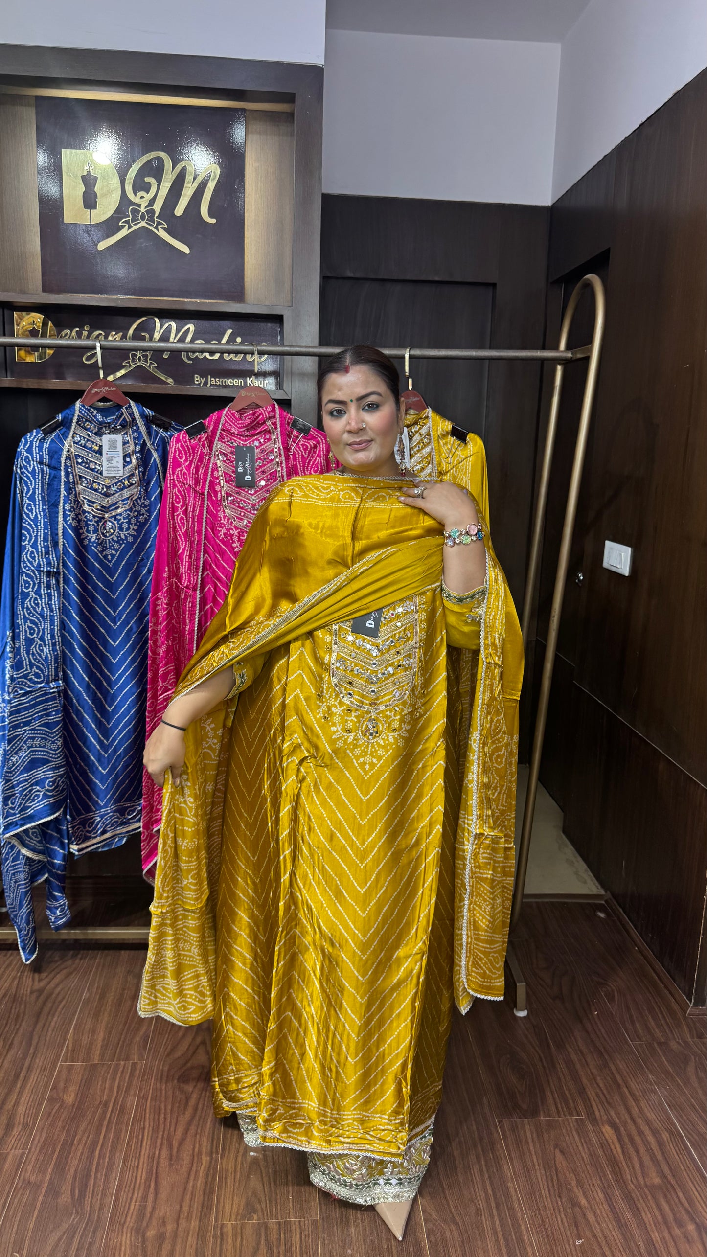 Krisha (Gajji Silk Unstitch Suit)
