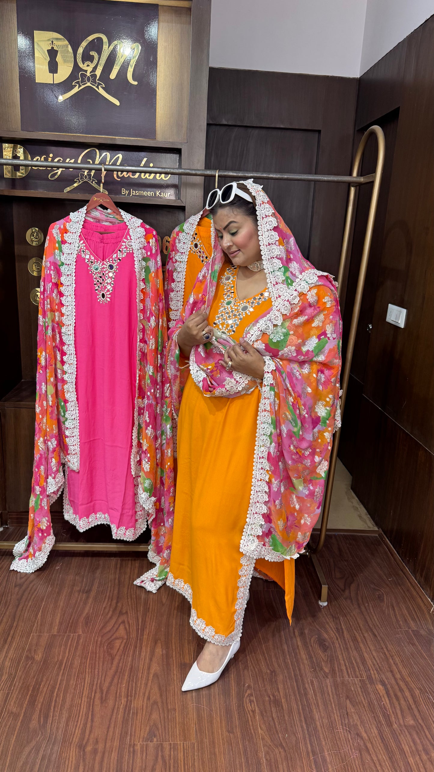 Averza (Georgette Crepe Fabric Suit)