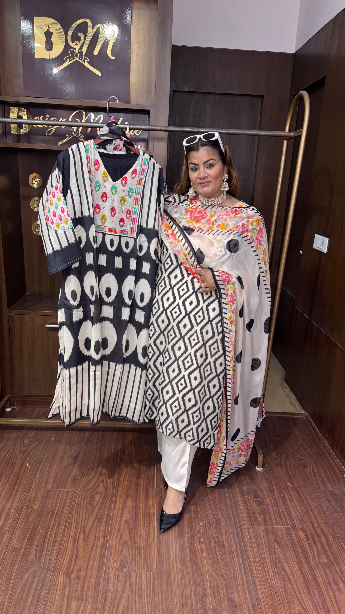 Elzira (Masleen Fabric Suit)