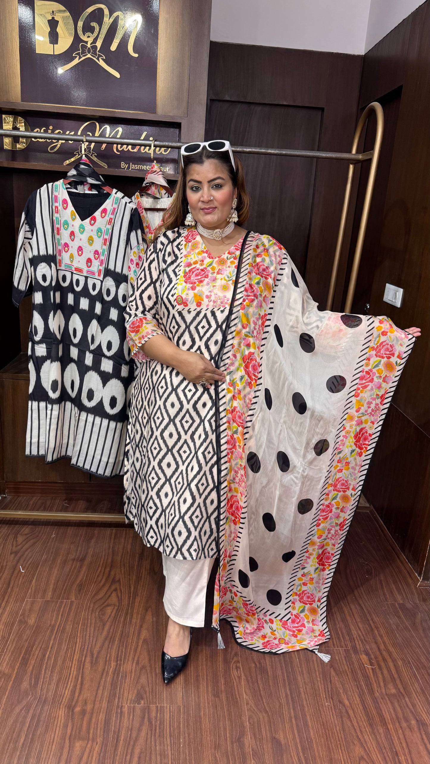 Elzira (Masleen Fabric Suit)