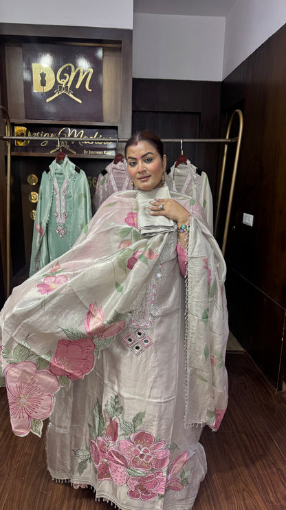 Ruhanika (Glass Tissue Unstitch Suit)