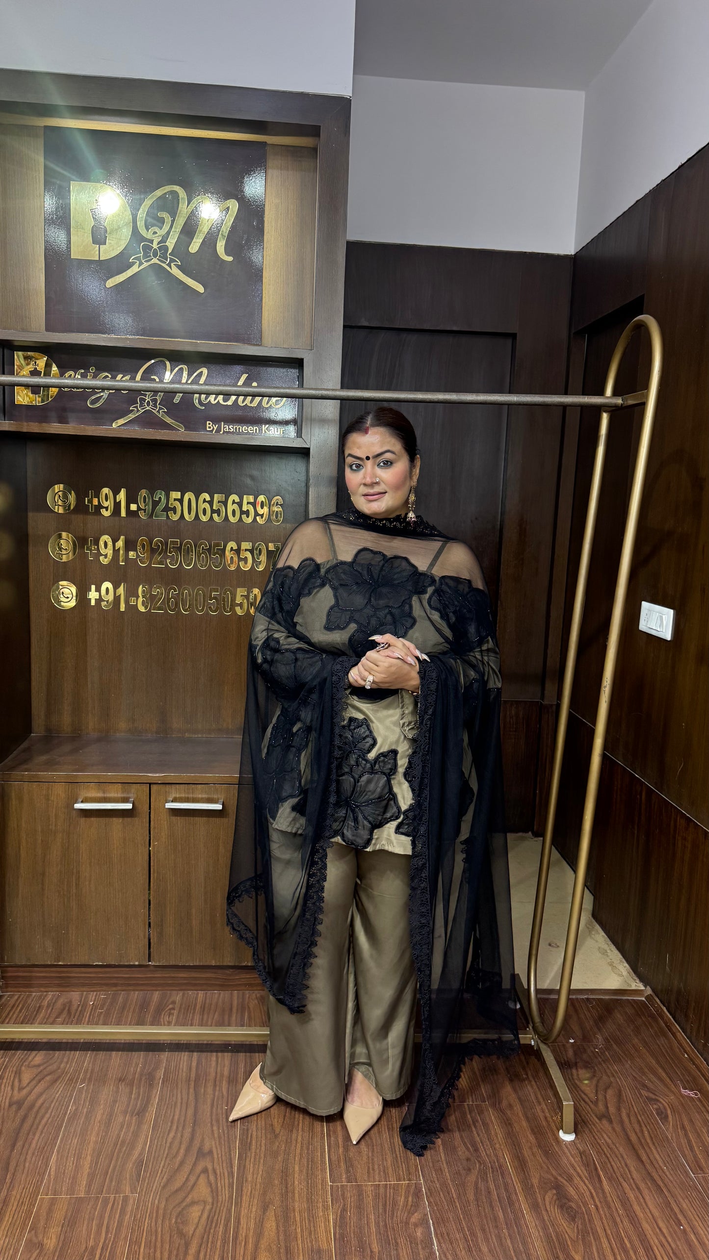 Ishika (Pure Crepe Suit)