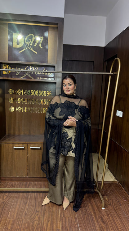 Ishika (Pure Crepe Suit)
