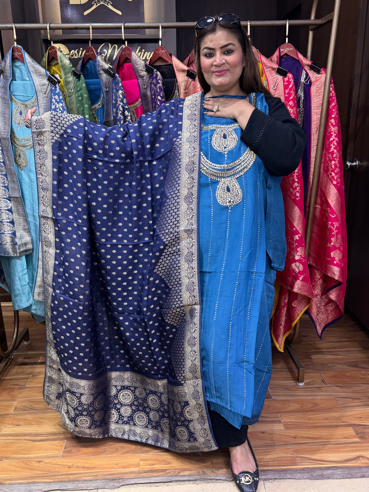Zareen Aura (Unstitch Suit)