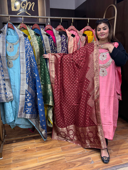 Zareen Aura (Unstitch Suit)