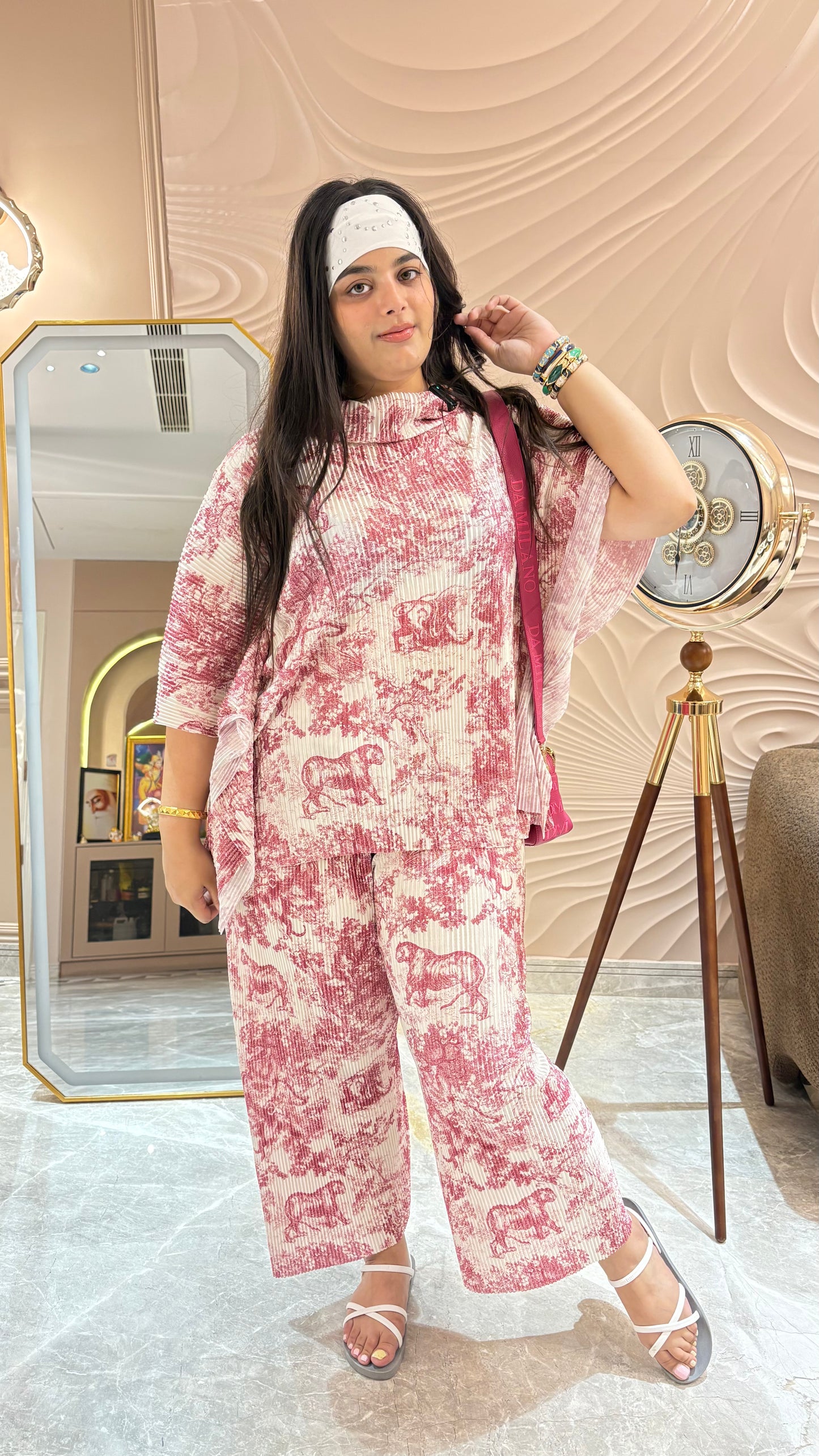 Aavya (Lion Print Magic Fabric Cordset)