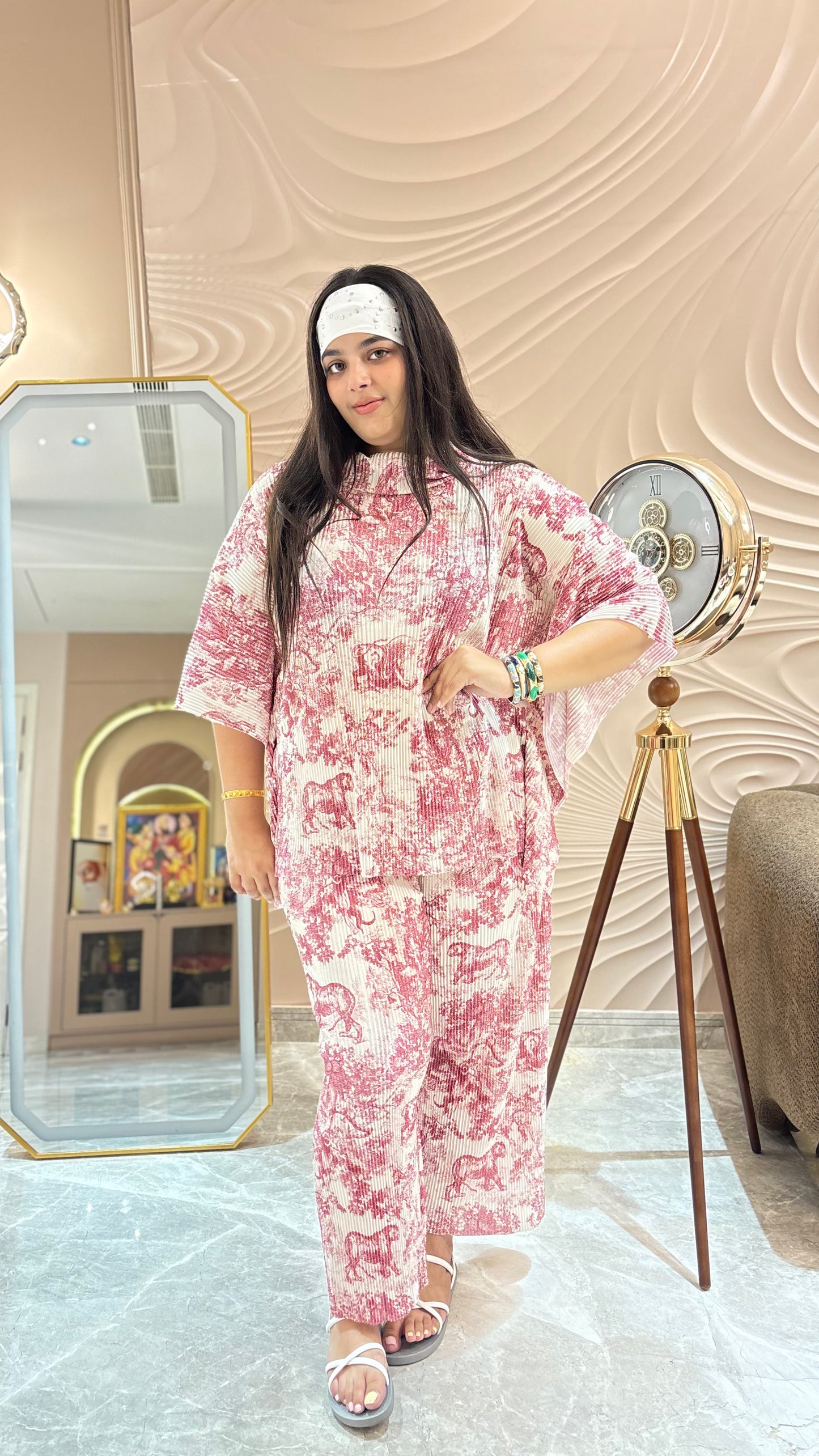 Aavya (Lion Print Magic Fabric Cordset)