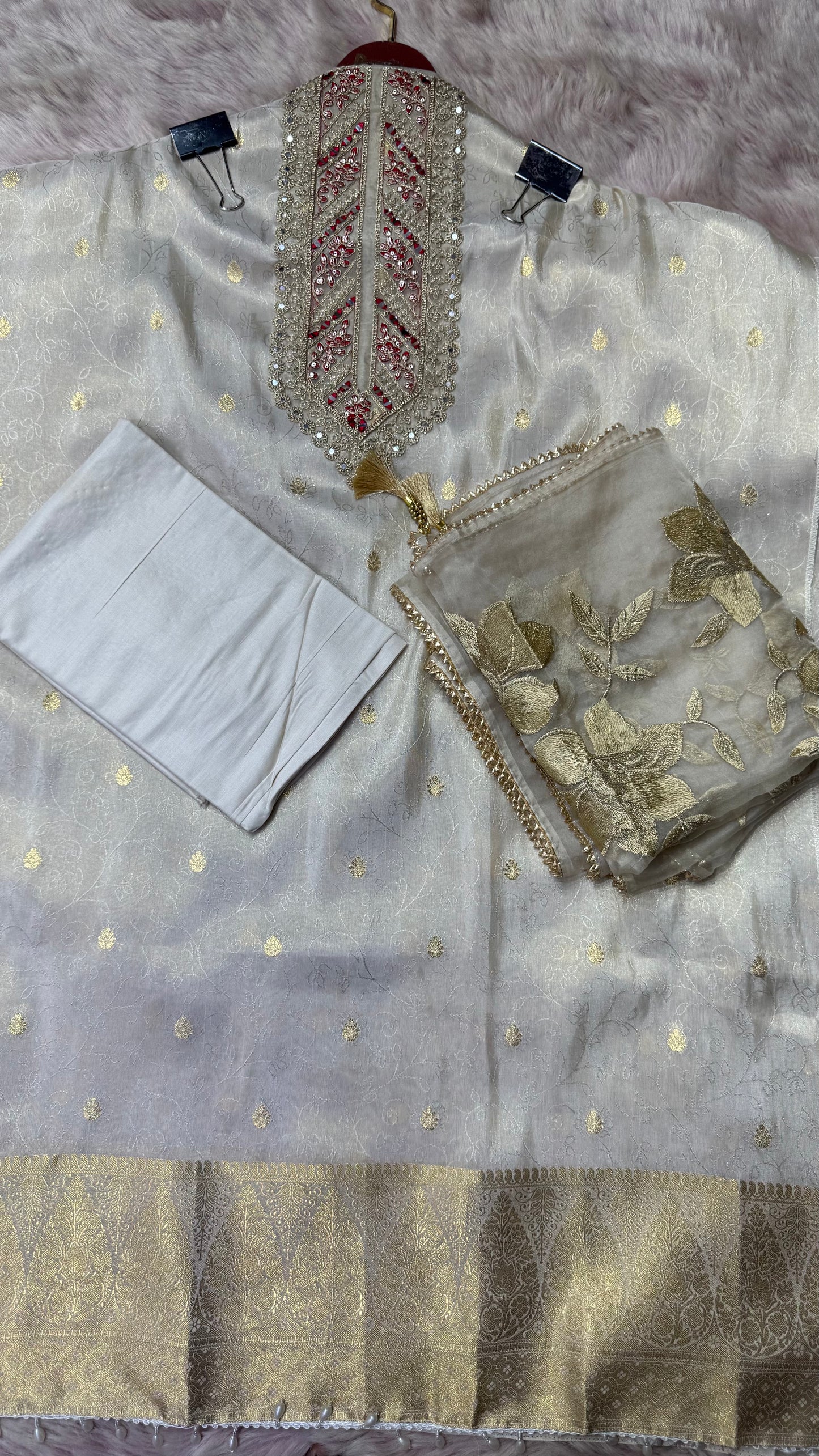 Trisha (Shimmer Tissue Unstitch Suit)