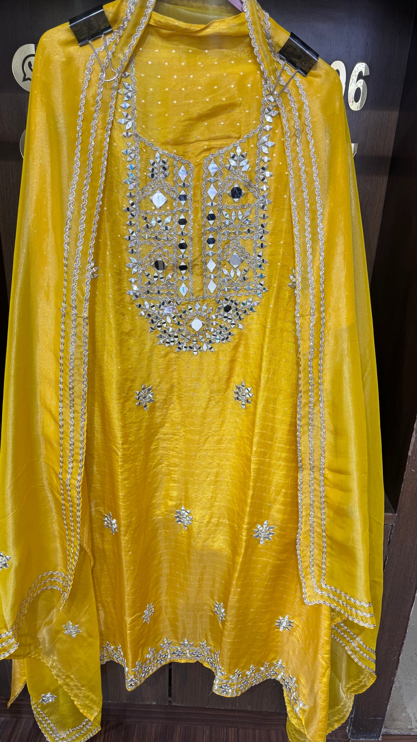 Ayeza (Glass Tissue Unstitch Suit)