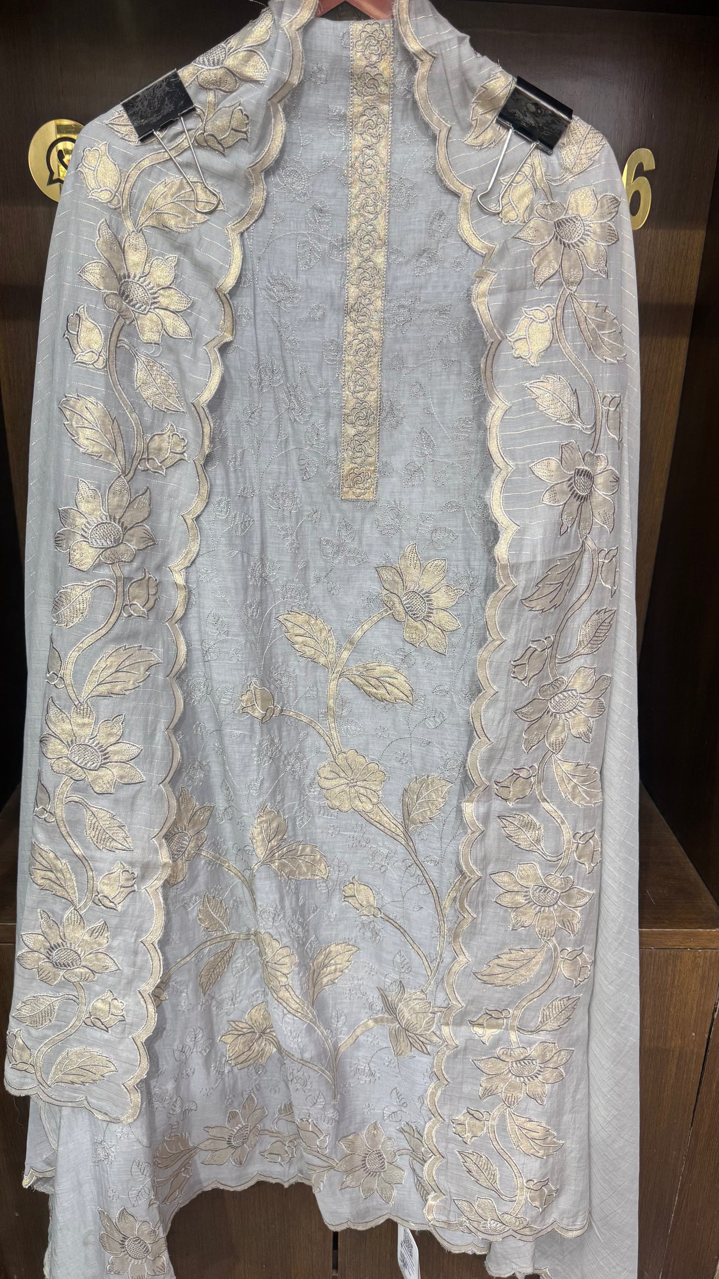 Zareen Cotton Applique Work (Unstitch Suit)
