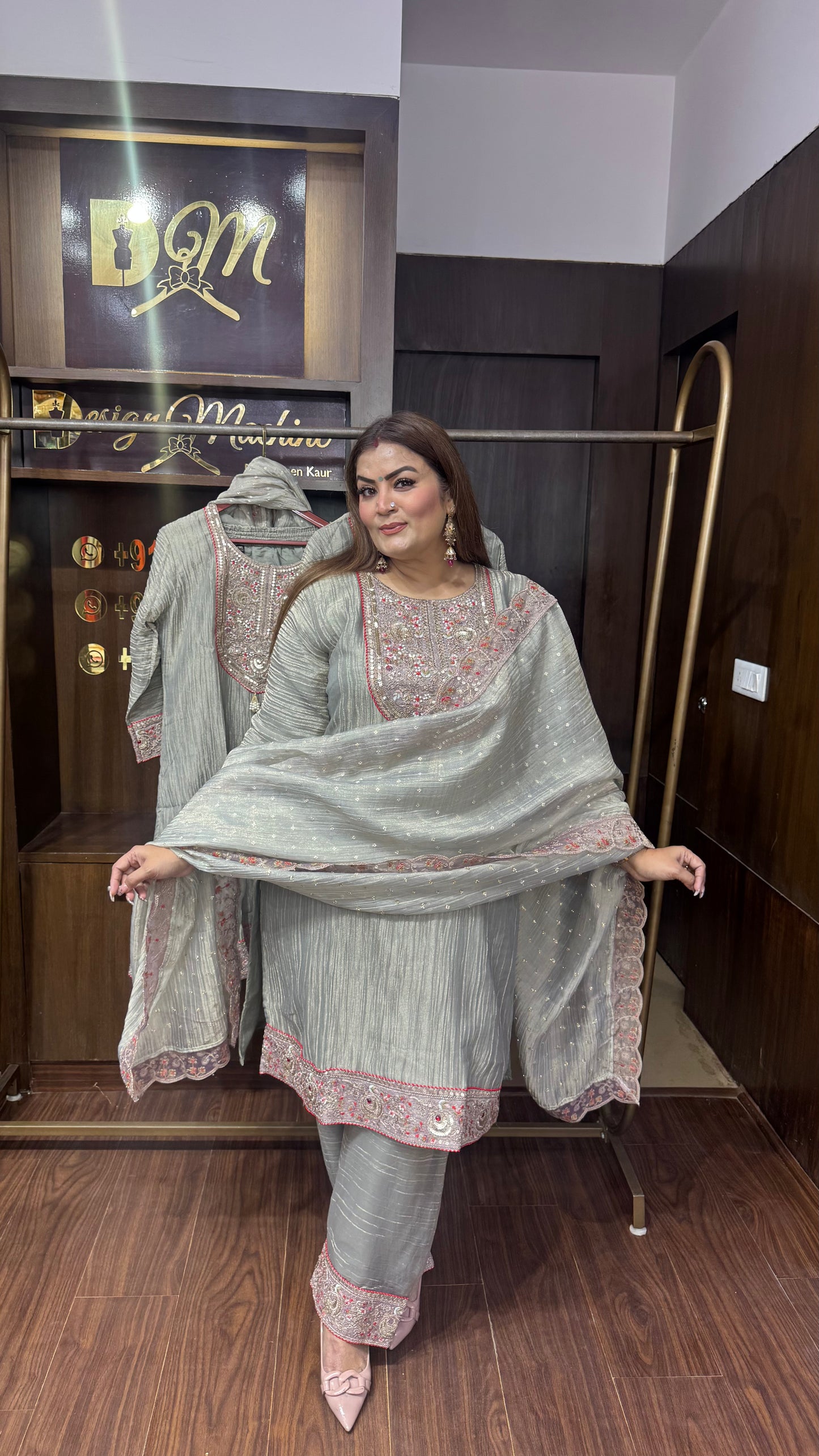 Jasmin (Glass Tissue Suit)