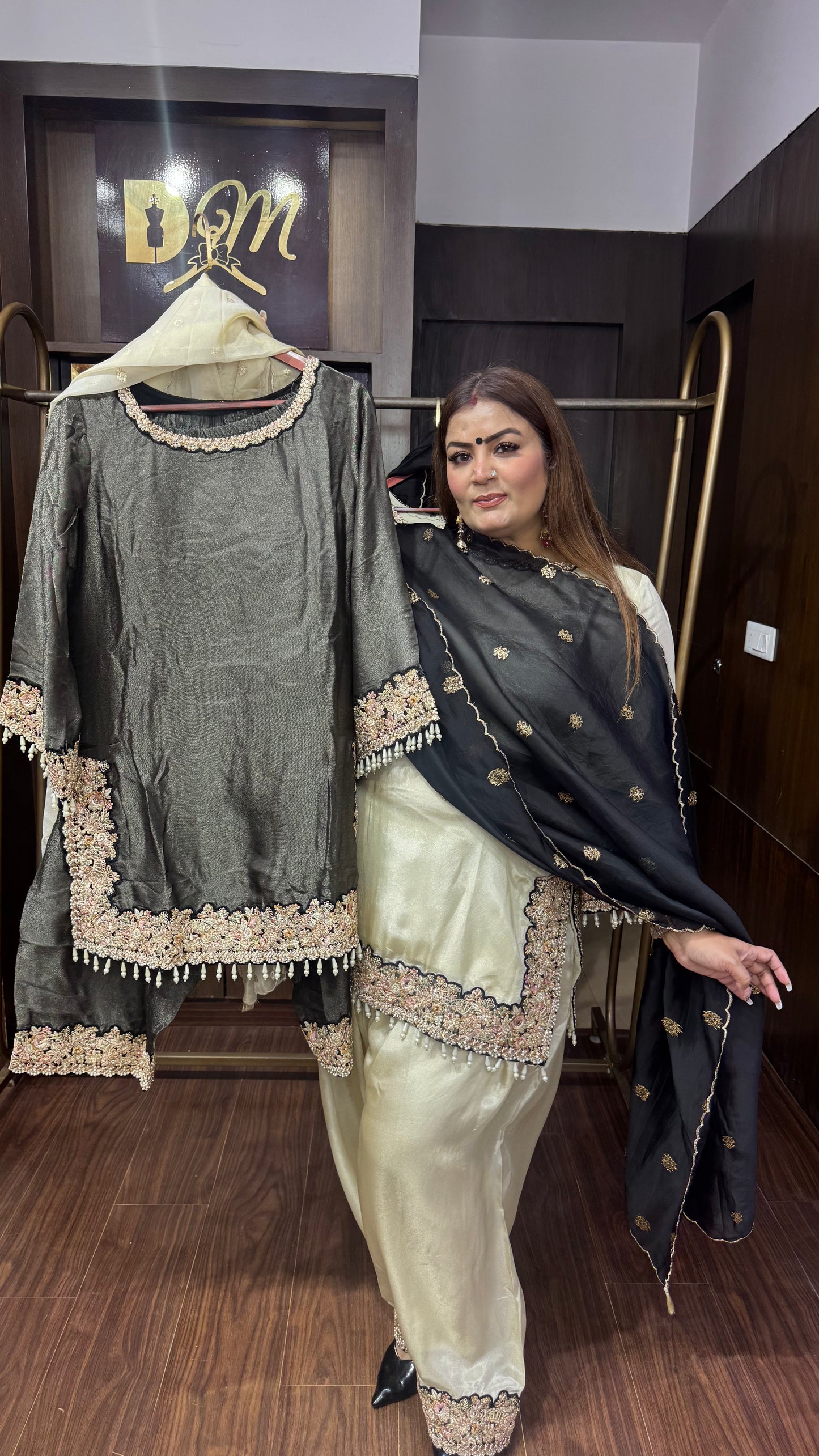 Ridhika (Glass Tissue Suit)
