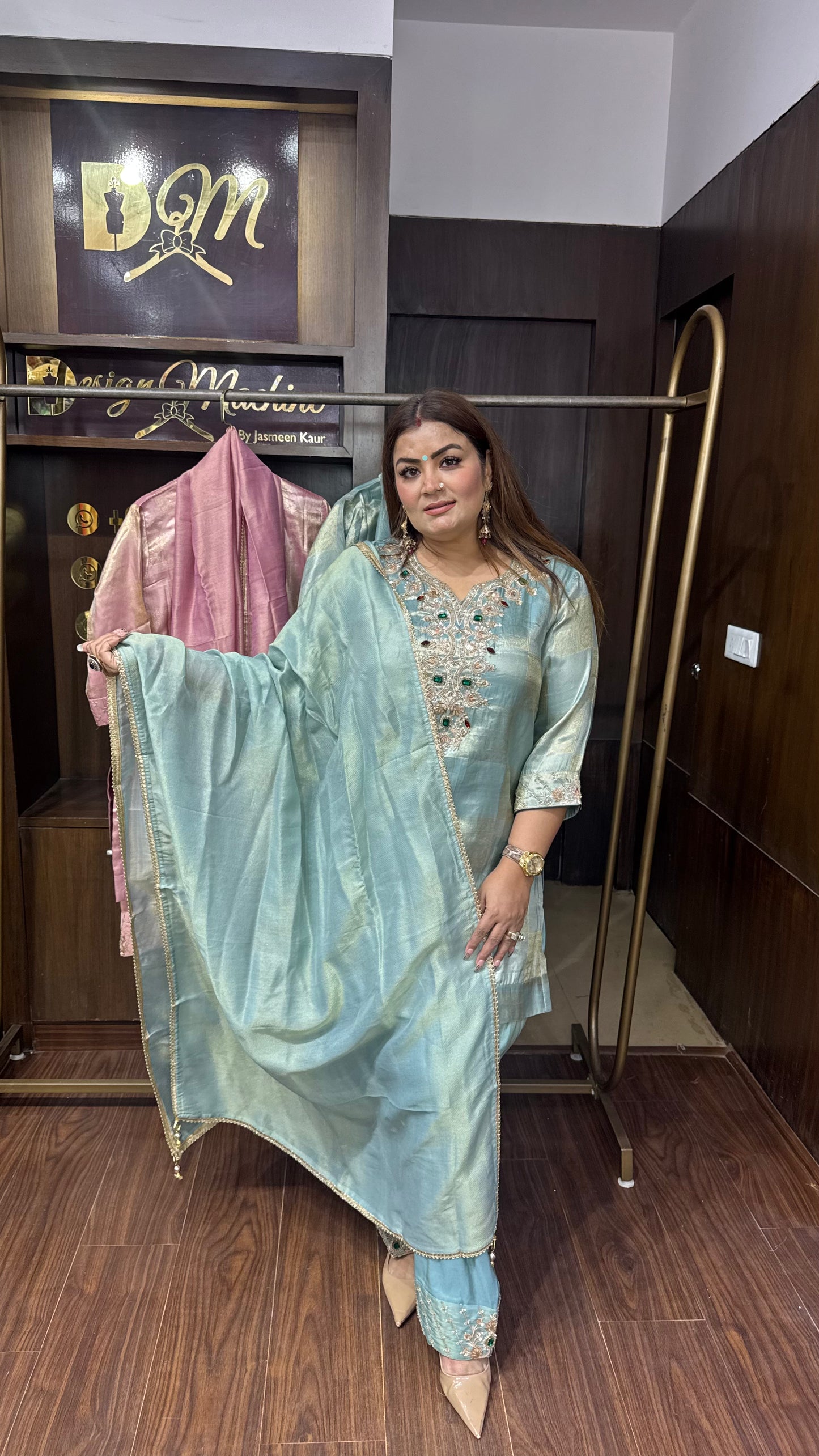 Ritvi (Glass Tissue Suit)