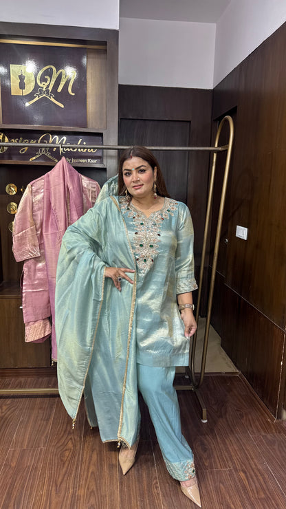 Ritvi (Glass Tissue Suit)