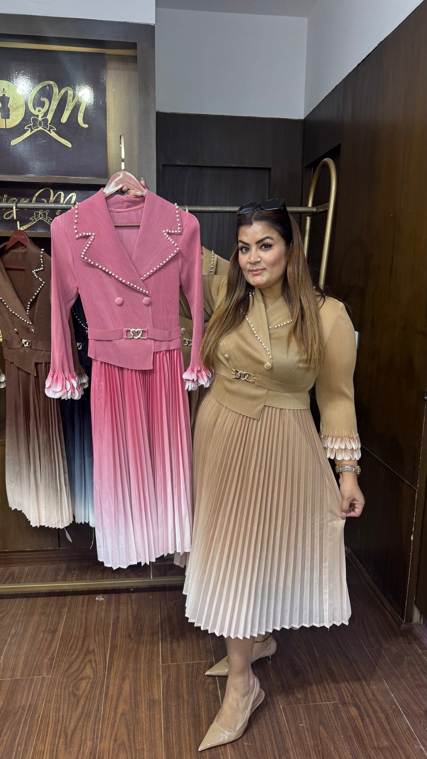 Krystle (Magic Dress)