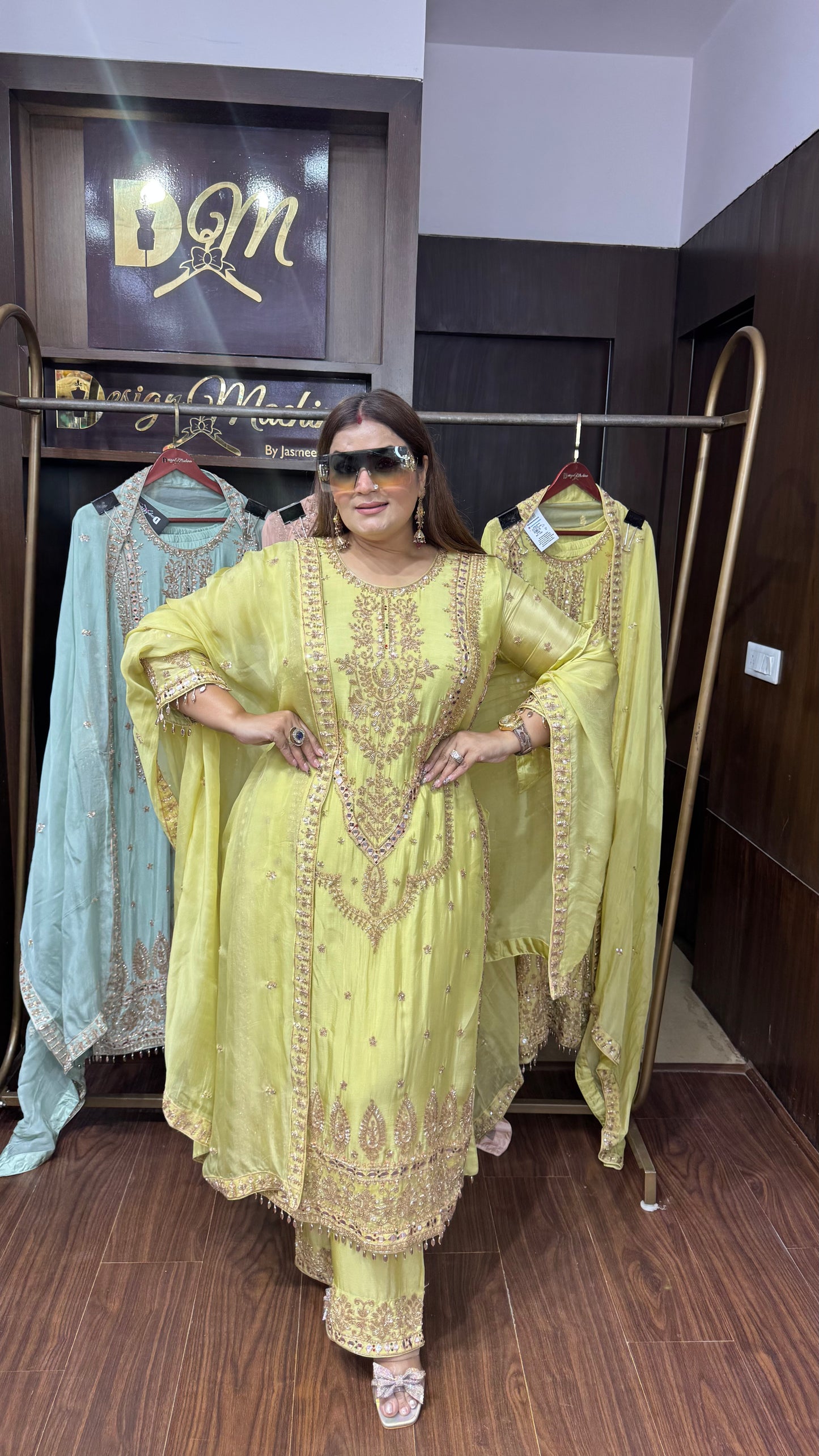 Pure Chunon Crepe Pakistani Suit
