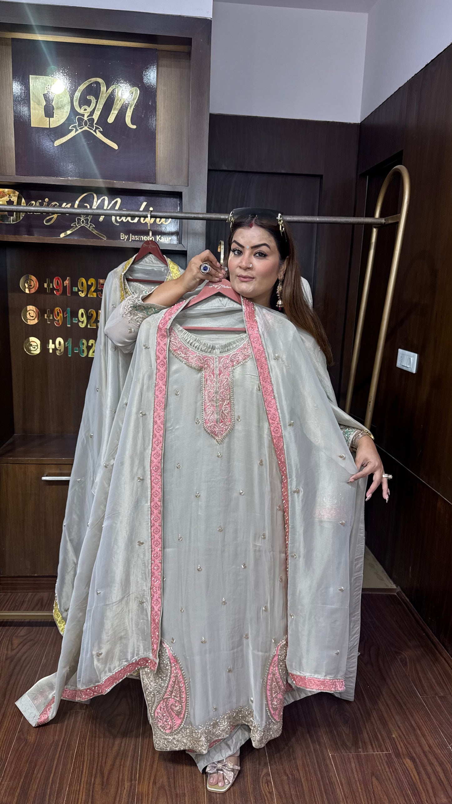 Nooré Glass Tissue Pakistani Suit