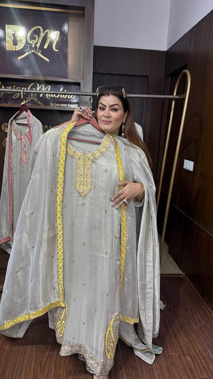 Nooré Glass Tissue Pakistani Suit