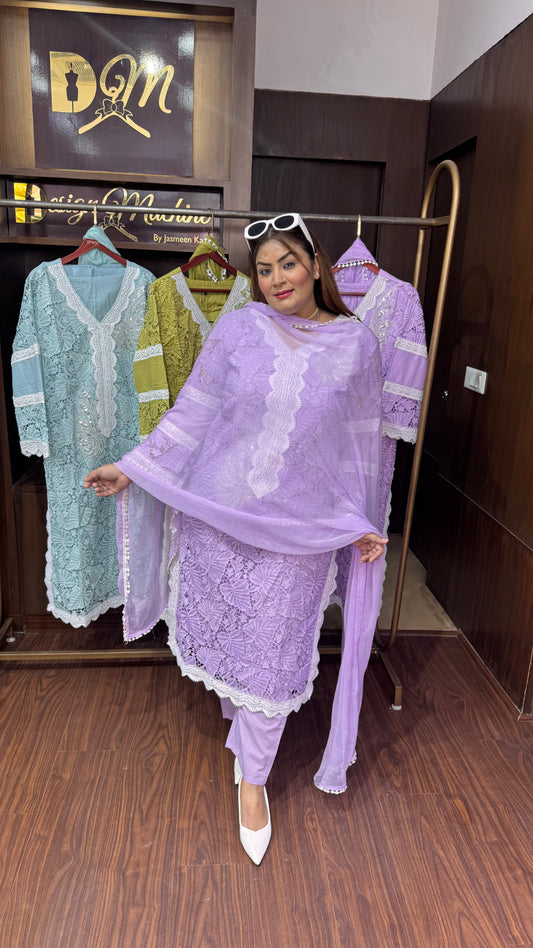 Arayna (Hakuba Chikan Fabric Suit)