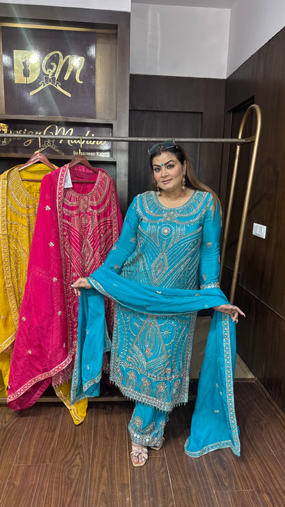 Zehra Pure Chunon Crepe Pakistani Suit